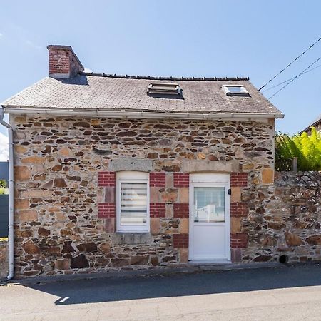 Jolie Maison En Pierre Vue Sur Mer A Ploubazlanec Exterior photo